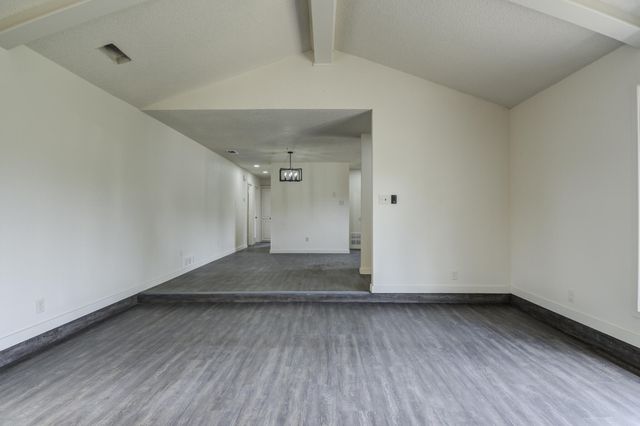 3006 93rd Street, Lubbock, TX 79423