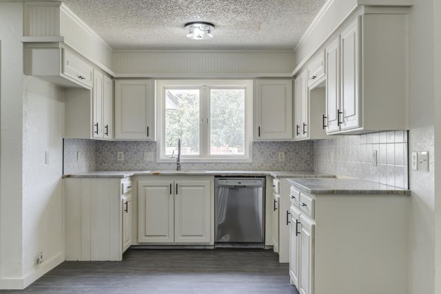 3006 93rd Street, Lubbock, TX 79423