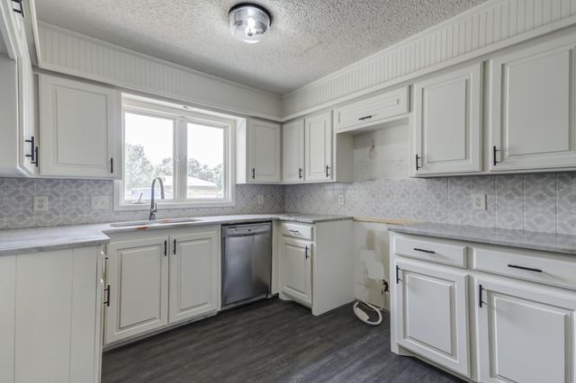 3006 93rd Street, Lubbock, TX 79423