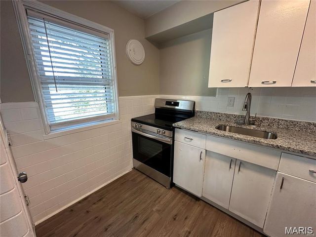 815 Fontaine Place, St Louis, MO 63137