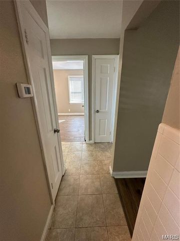 815 Fontaine Place, St Louis, MO 63137