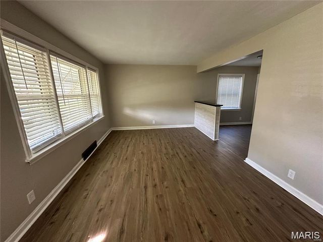 815 Fontaine Place, St Louis, MO 63137