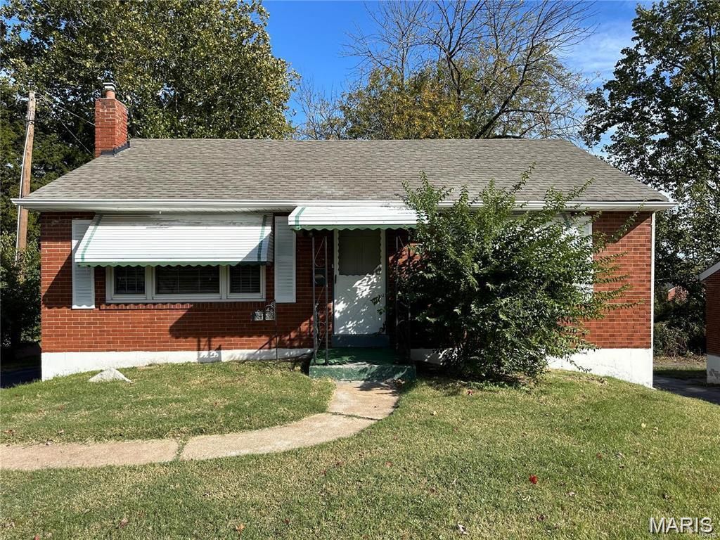 815 Fontaine Place, St Louis, MO 63137