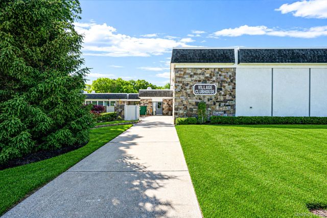 200 NewCastle Court E, Ridge, NY 11961