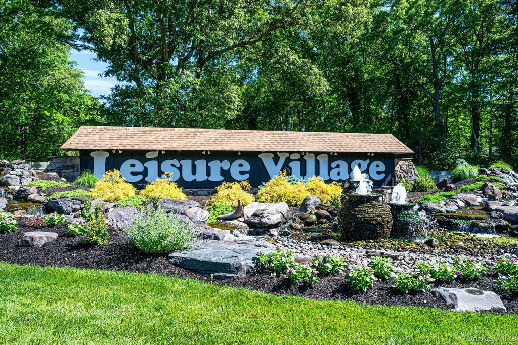 200 NewCastle Court E, Ridge, NY 11961