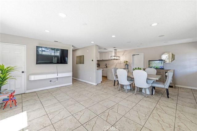 961 Park, Lake Elsinore, CA 92530