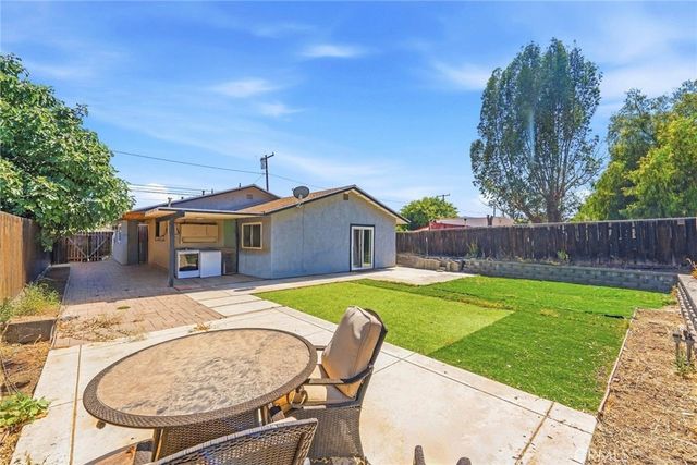 961 Park, Lake Elsinore, CA 92530
