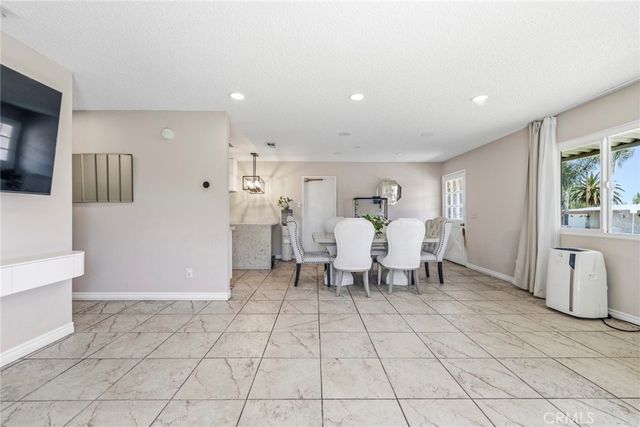 961 Park, Lake Elsinore, CA 92530