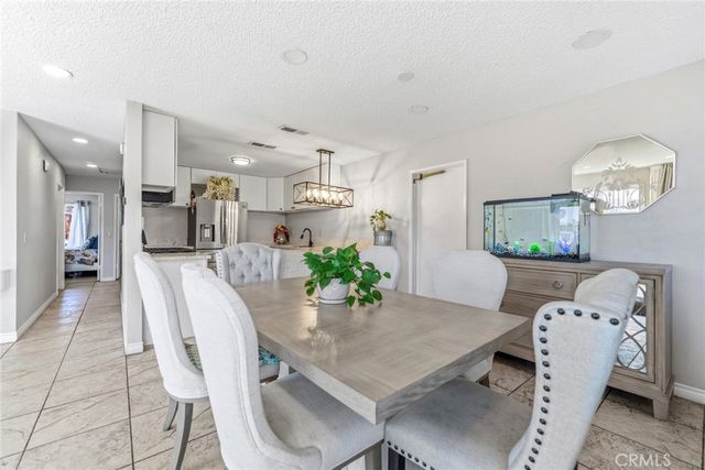 961 Park, Lake Elsinore, CA 92530