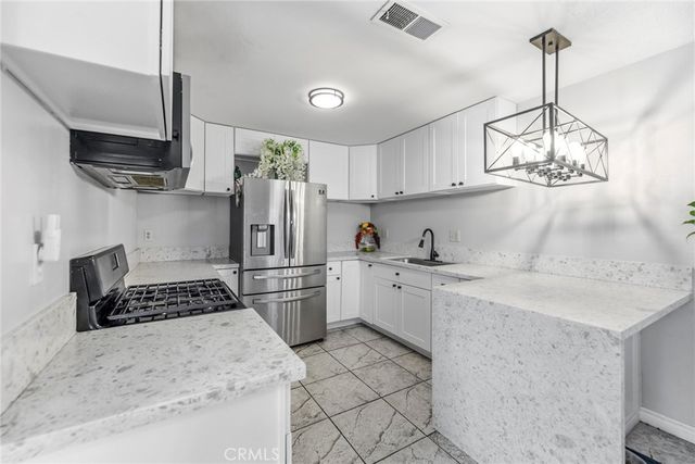961 Park, Lake Elsinore, CA 92530