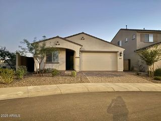 8905 W Orange Drive, Glendale, AZ 85305