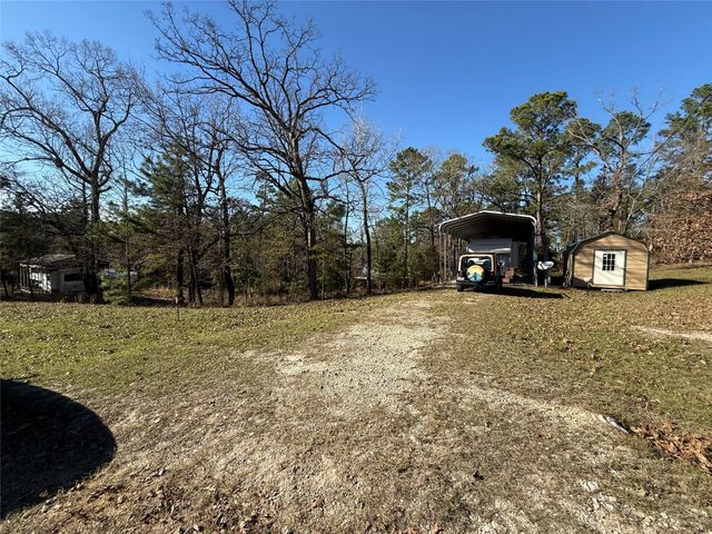 310 Oakwood Lane, Trinity, TX 75862