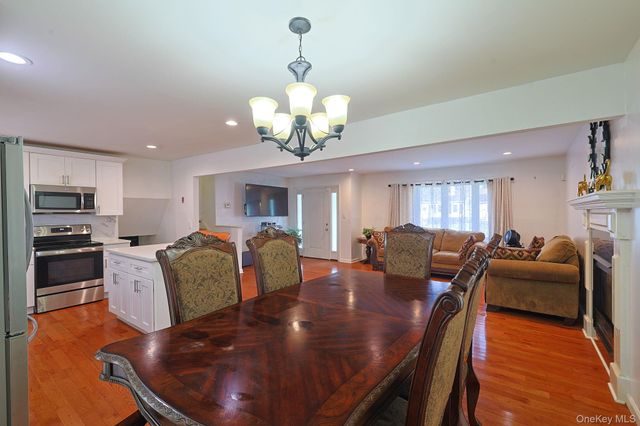 1 Forest Lane, Salisbury Mills, NY 12577
