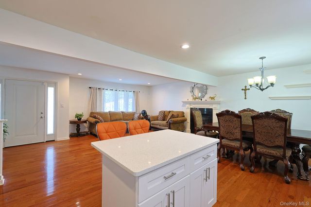 1 Forest Lane, Salisbury Mills, NY 12577