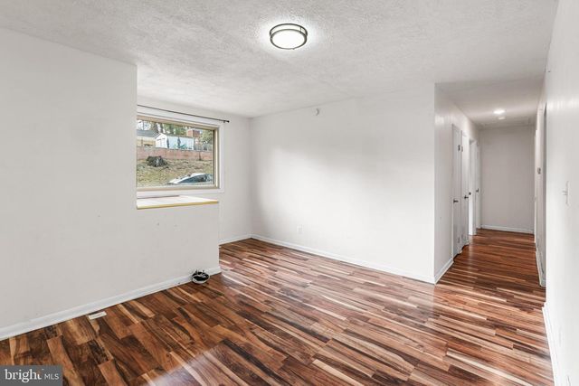 1201 ABEL AVE, Capitol Heights, MD 20743