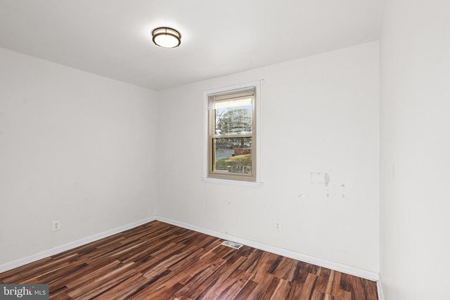 1201 ABEL AVE, Capitol Heights, MD 20743