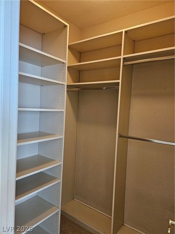 9116 Hampstead Avenue, Las Vegas, NV 89145