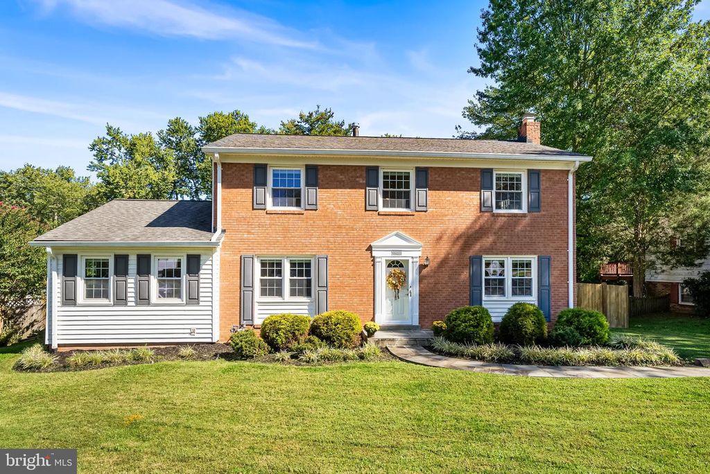 5621 CORNISH WAY, Alexandria, VA 22315