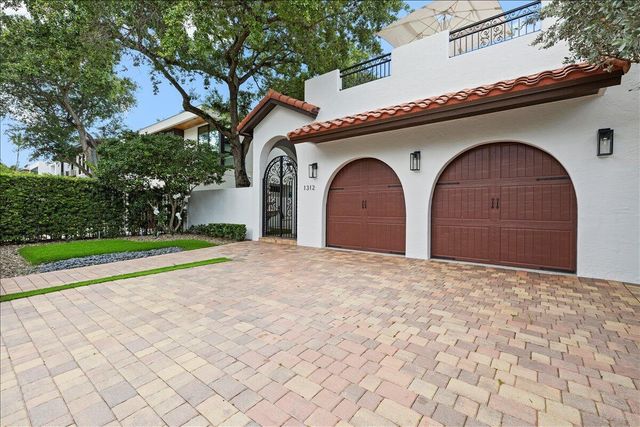 1312 SE 2nd Court, Fort Lauderdale, FL 33301