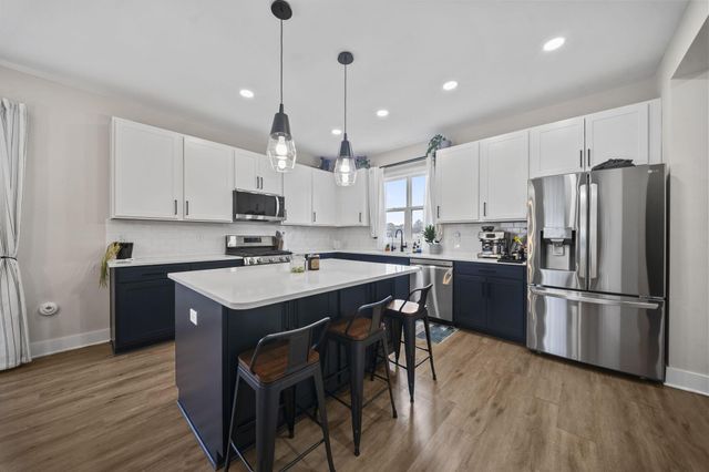 481 N Monroe Avenue, Columbus, OH 43203