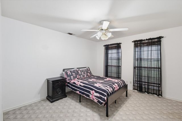 421 County Road 3342, Paradise, TX 76073