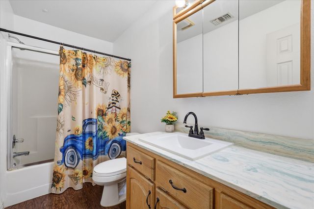 421 County Road 3342, Paradise, TX 76073