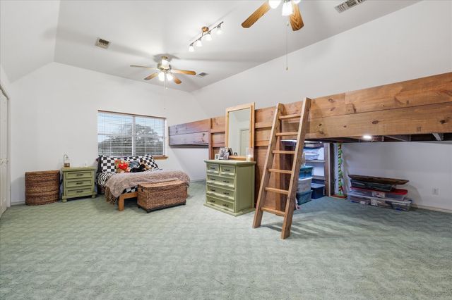421 County Road 3342, Paradise, TX 76073