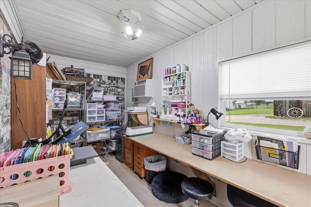 421 County Road 3342, Paradise, TX 76073