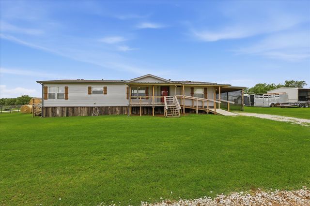 421 County Road 3342, Paradise, TX 76073