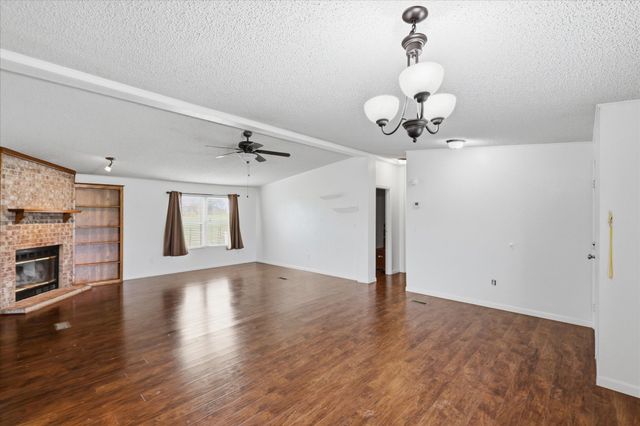 421 County Road 3342, Paradise, TX 76073