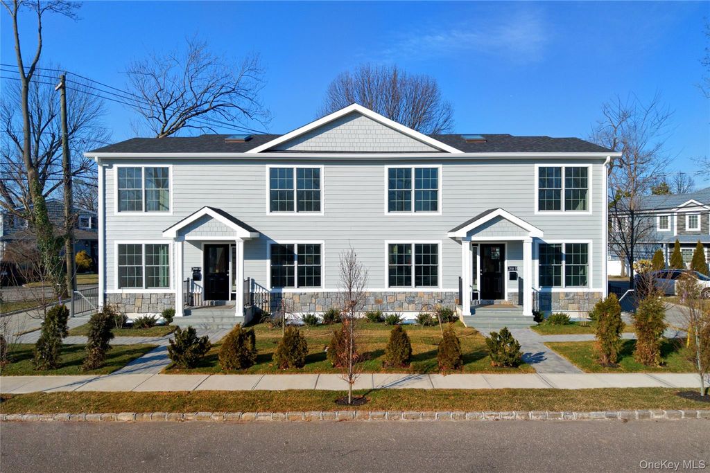 1 Manhasset Avenue, Port Washington, NY 11050