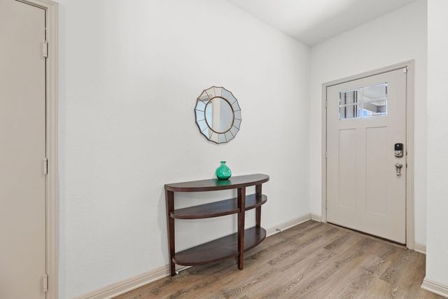 203 Mulberry Creek LN, Hutto, TX 78634