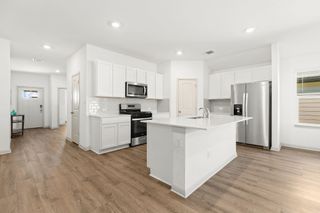 203 Mulberry Creek LN, Hutto, TX 78634