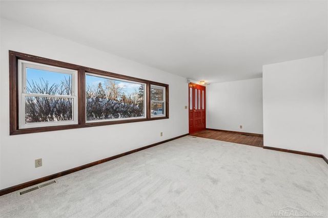 69455 Hicks Road, Armada Twp, MI 48005
