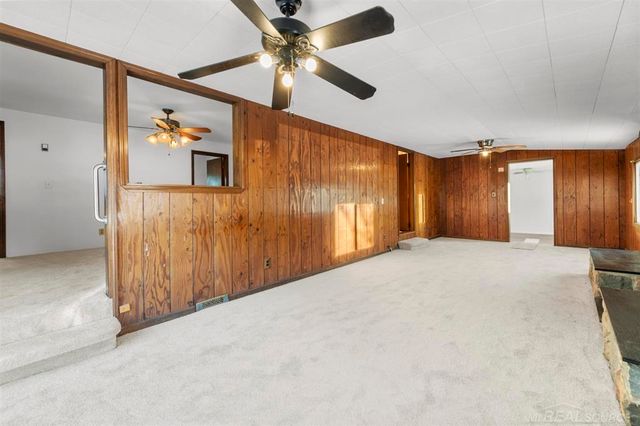 69455 Hicks Road, Armada Twp, MI 48005