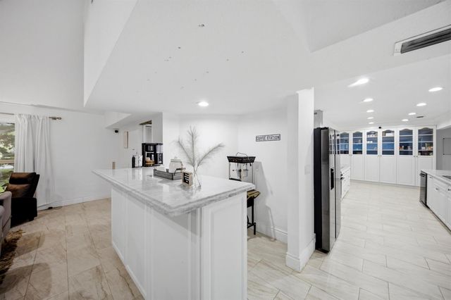 4020 NW 101ST Drive, Coral Springs, FL 33065