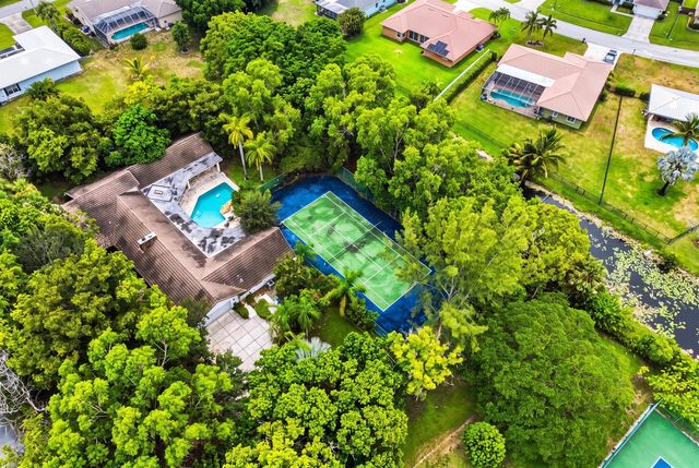 4020 NW 101ST Drive, Coral Springs, FL 33065