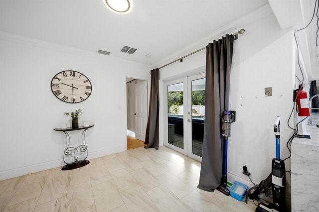 4020 NW 101ST Drive, Coral Springs, FL 33065