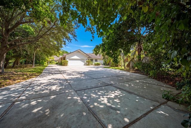 4020 NW 101ST Drive, Coral Springs, FL 33065