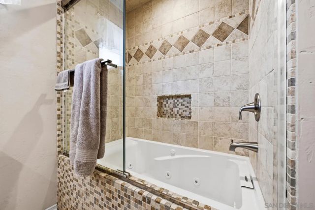 944 Hillhaven Rd, Escondido, CA 92027