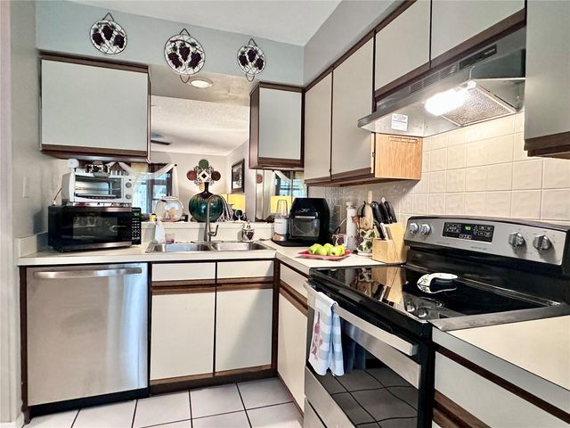 6440 SPRING FLOWER DRIVE 12, New Port Richey, FL 34653