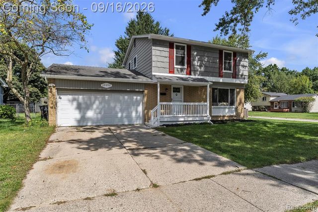 39202 Dillingham Street, Westland, MI 48186