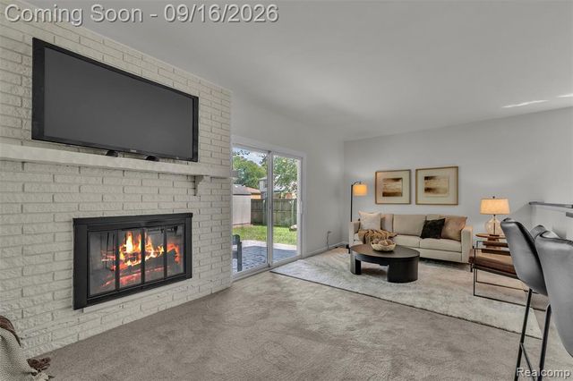 39202 Dillingham Street, Westland, MI 48186