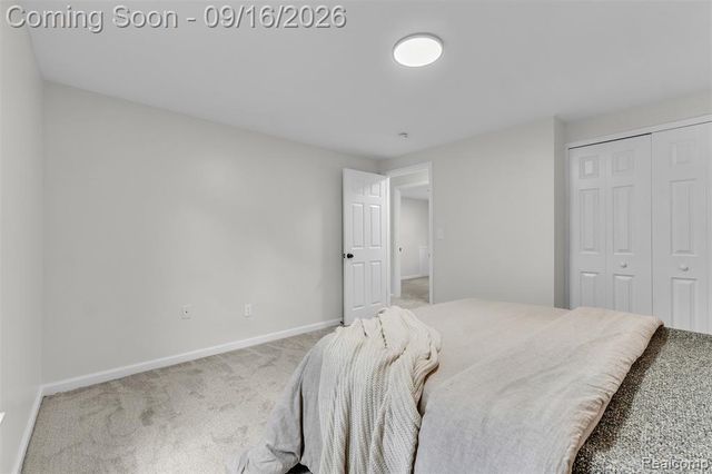 39202 Dillingham Street, Westland, MI 48186