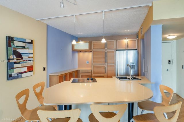 1901 S Ocean Drive 303, Hollywood, FL 33019