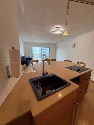 1901 S Ocean Drive 303, Hollywood, FL 33019