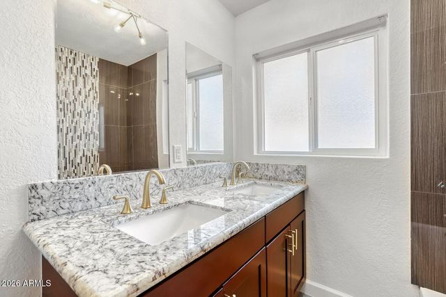 4036 N 40TH Place, Phoenix, AZ 85018