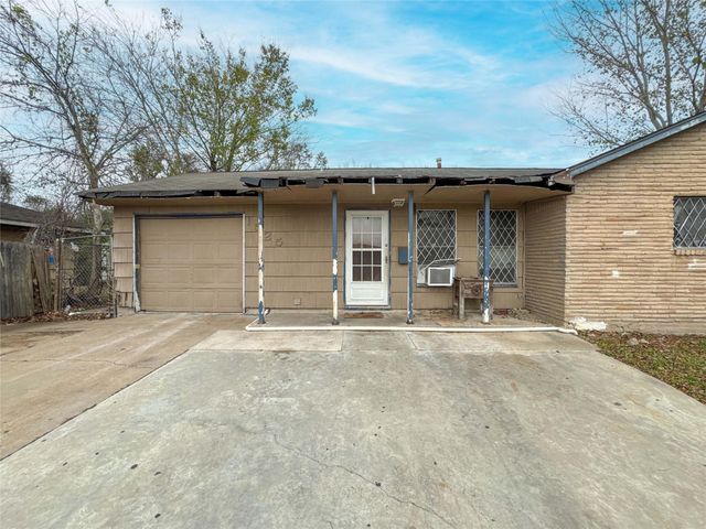 1525 Serpentine Drive, Houston, TX 77029