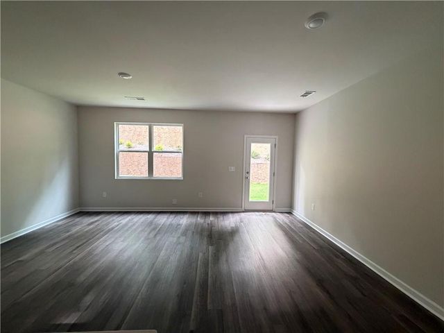 2064 Crossing Road, Stone Mountain, GA 30088