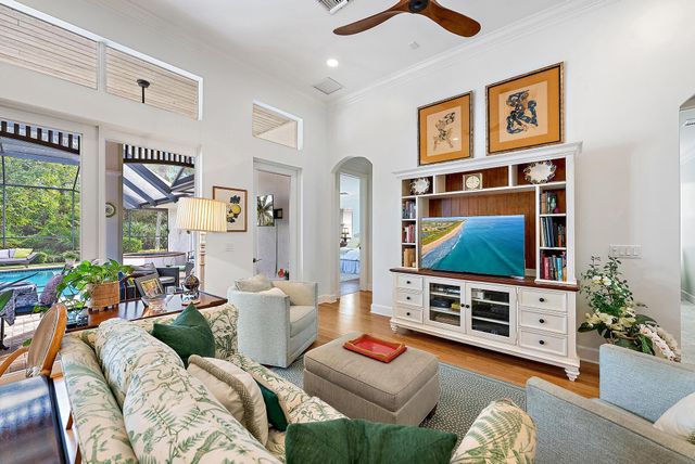 10425 SE Slash Pine Court, Hobe Sound, FL 33455